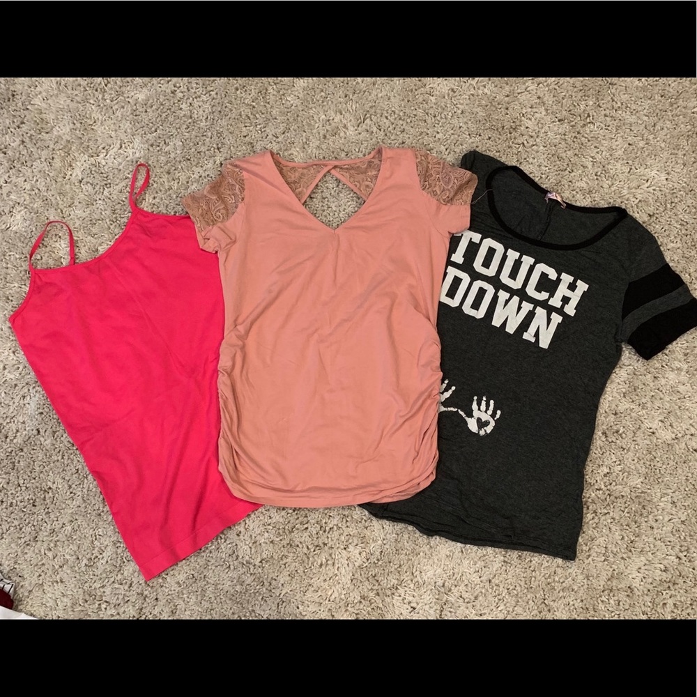 Maternity tops lot size XL
